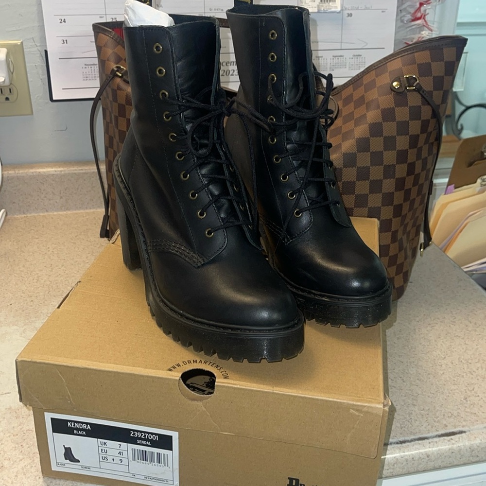 Brand new never wore DR.Martens